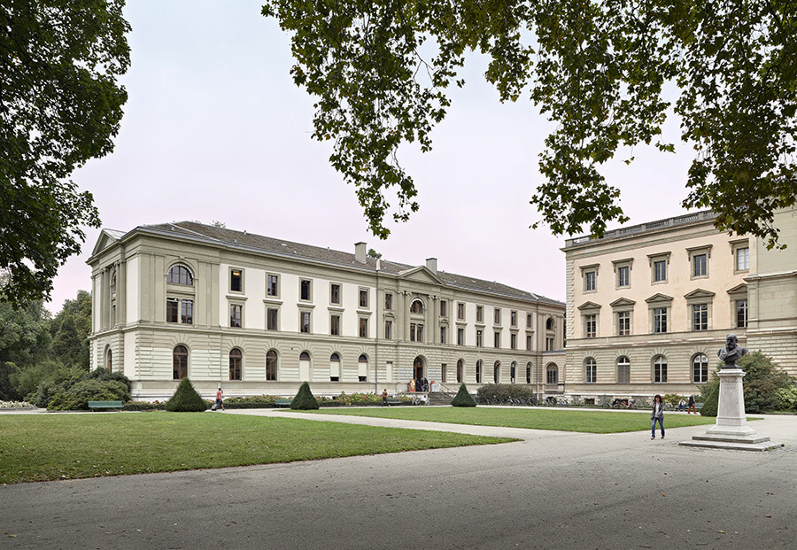 Bâtiment de la Bibliothèque de Genève dans le Parc des Bastions