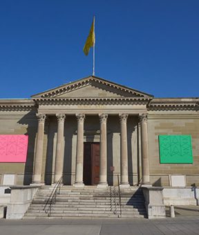 Façade du Musée Rath, ciel bleu